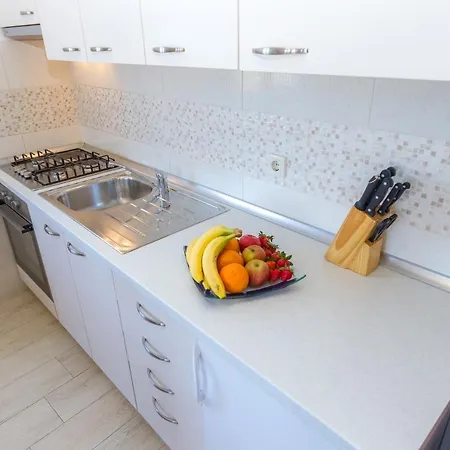 Apartament By The Sea Veli Rat, Dugi Otok - 11525 *