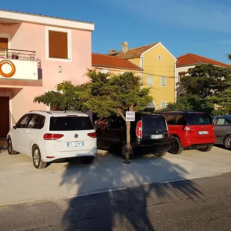 Apartman By The Sea Veli Rat, Dugi Otok - 11525 *